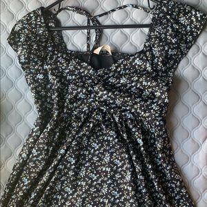 Altar’d state black and blue floral puff sleeve dress size small